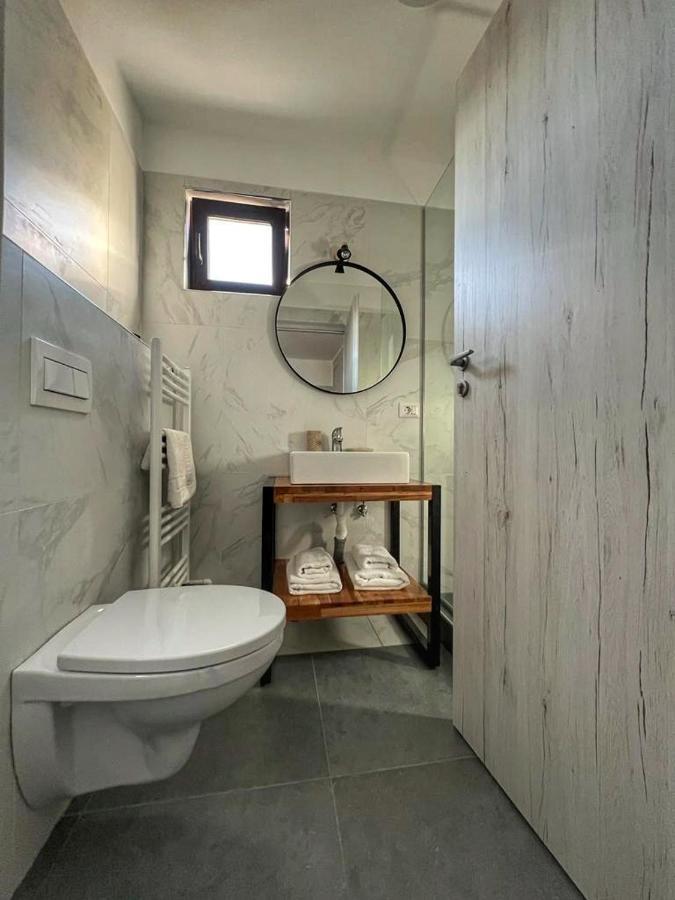 Vily Luxury Rooms Focşani Exteriér fotografie
