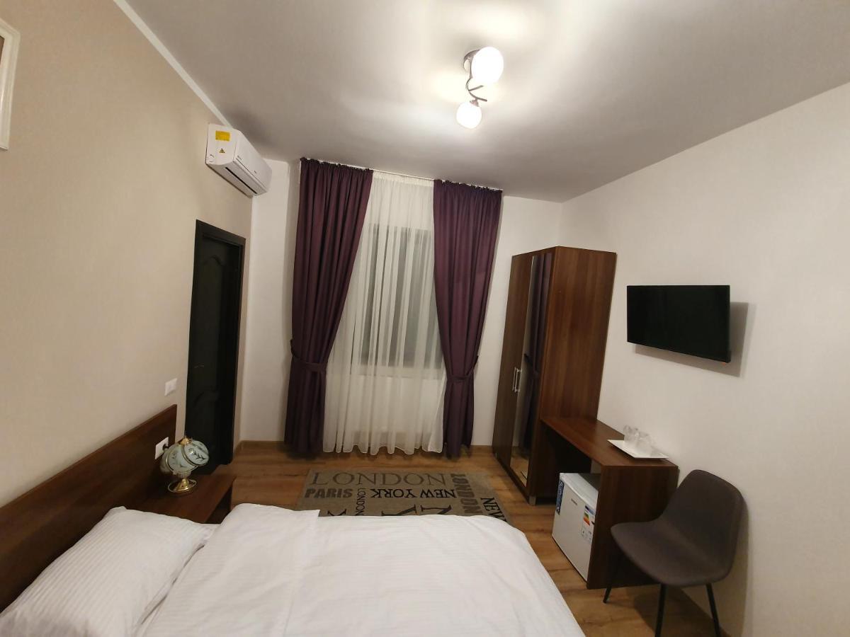 Vily Luxury Rooms Focşani Exteriér fotografie